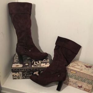 Brown suede boots size 9